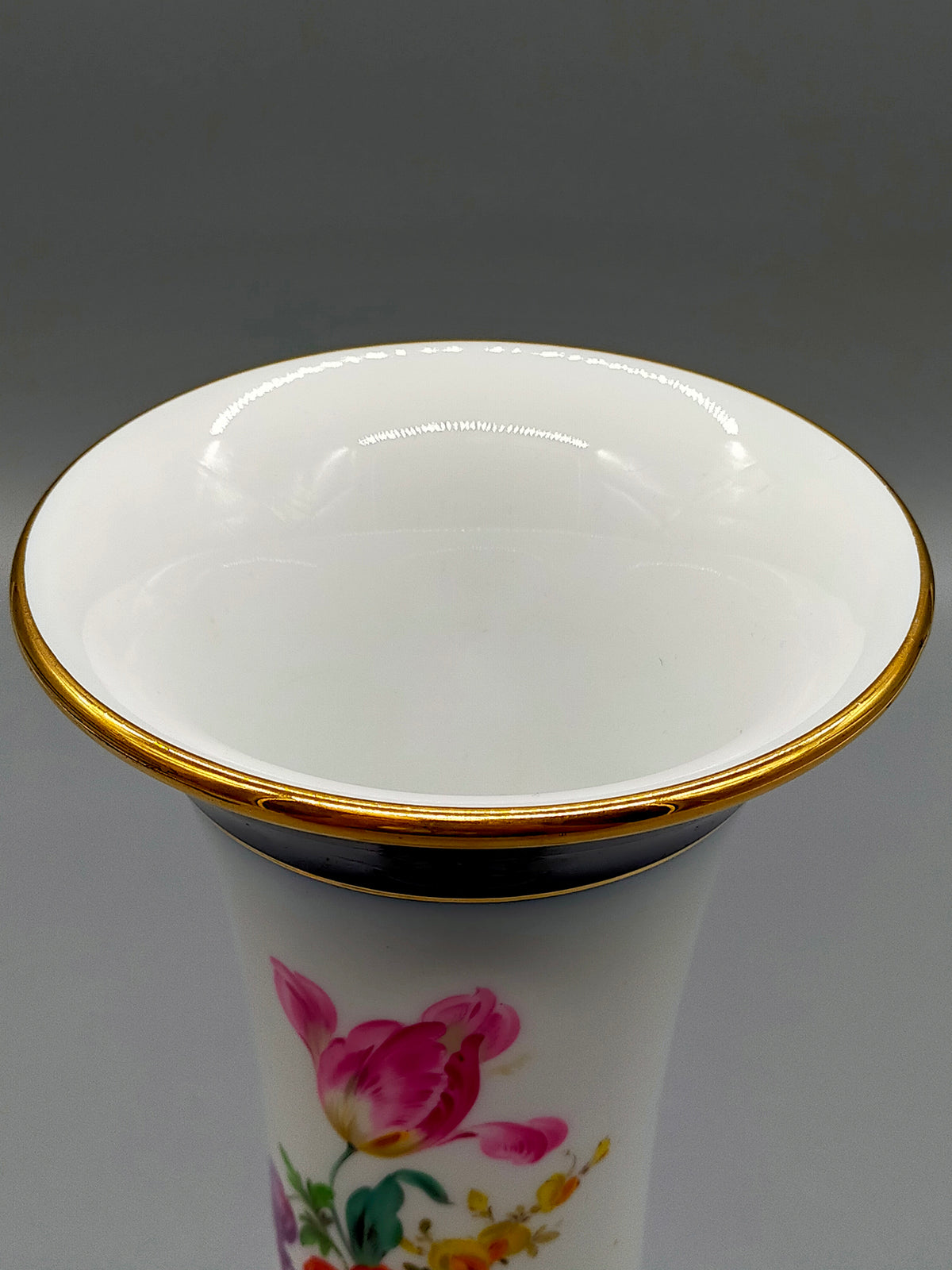 Meissen Porzellanvase – Handbemalte Trompetenvase Blumen 1 Wahl