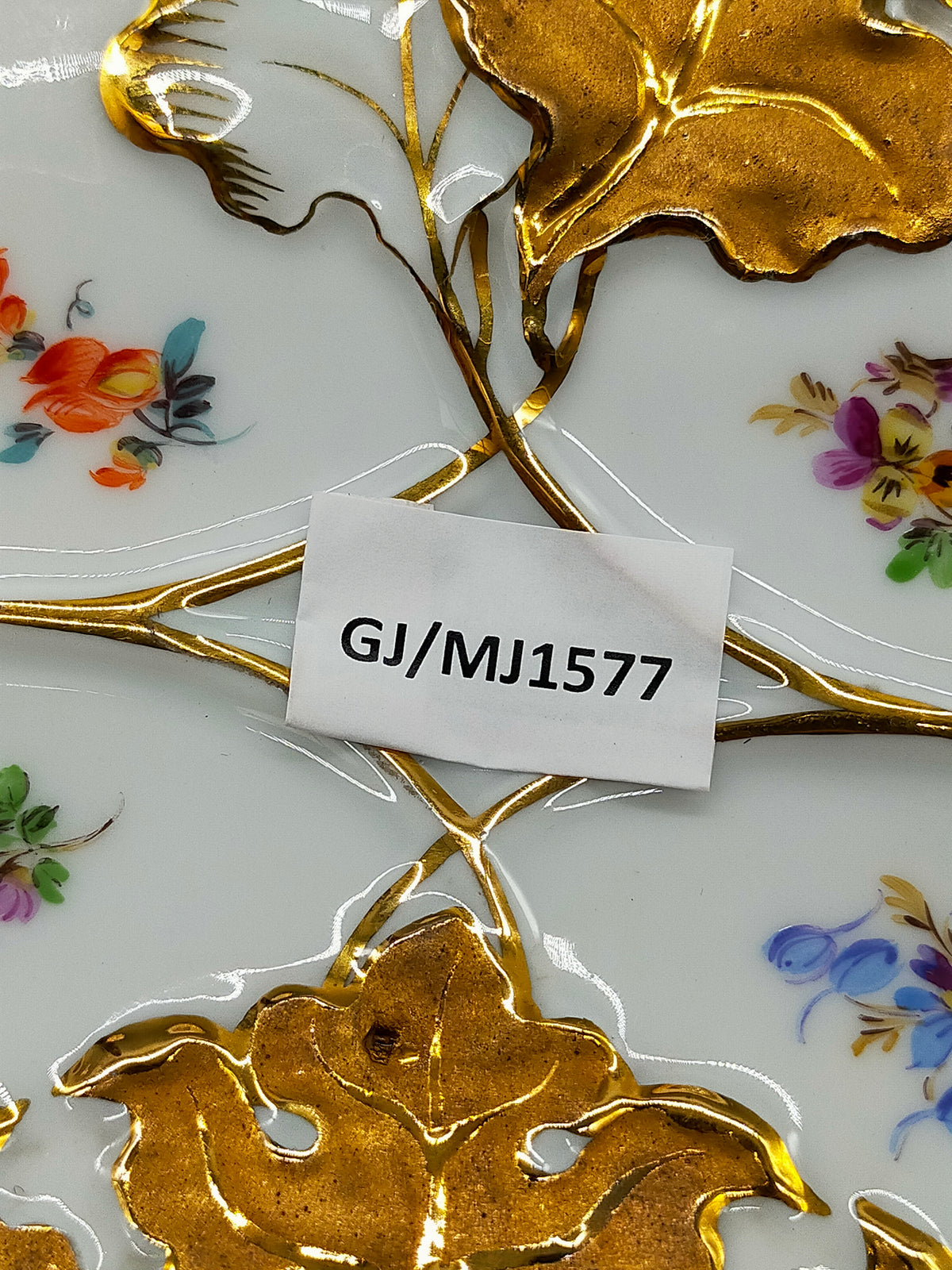 Exquisites Meissen Porzellan-Zierteller – Goldene Eichenlaub 1 Wahl