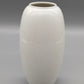Heinrich Selb Porzellan Vase – Weiße Designer Vase mit Relieffeld