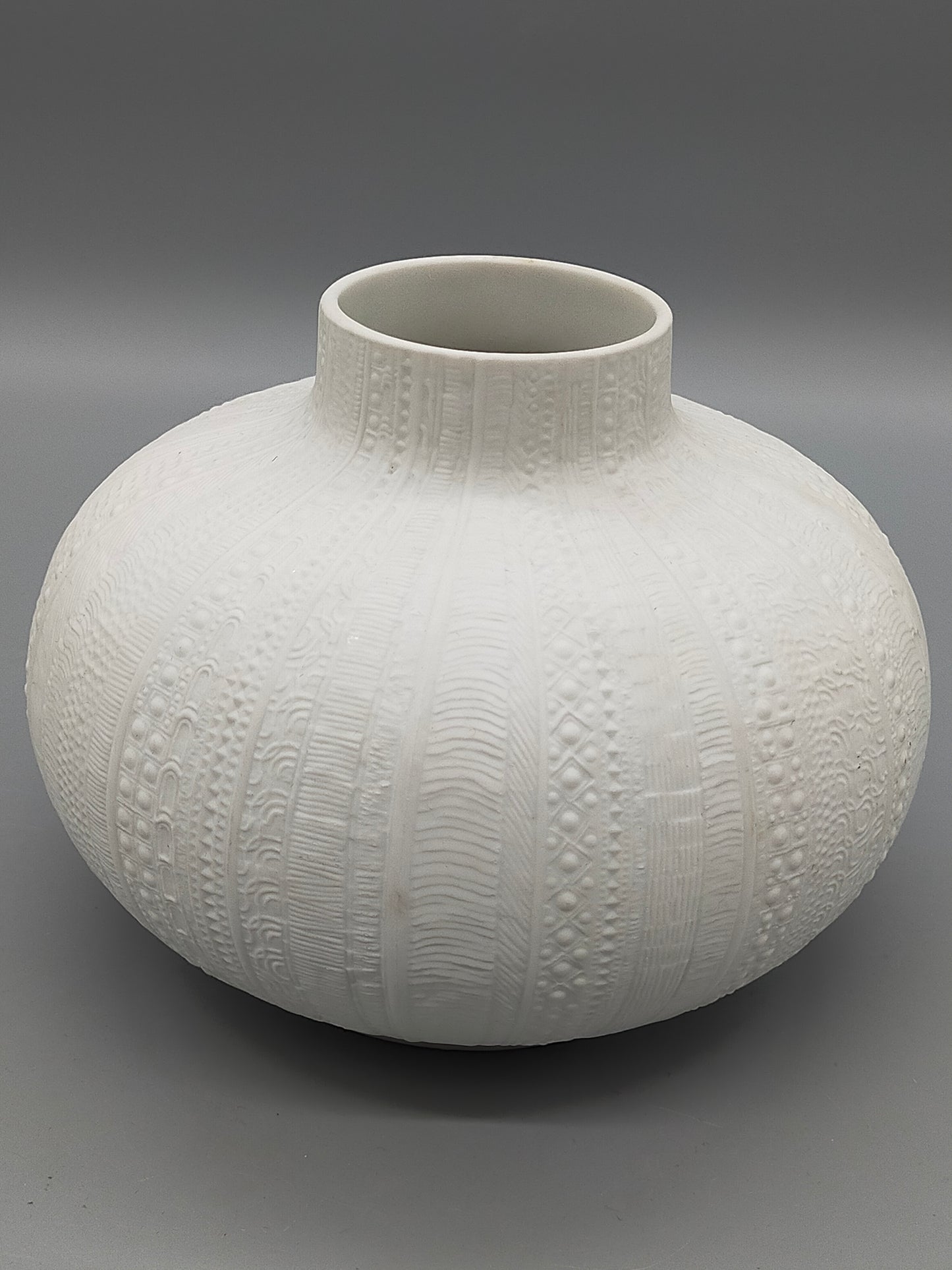 Heinrich Germany Bisquitporzellan Vase – Mid-Century Strukturvase