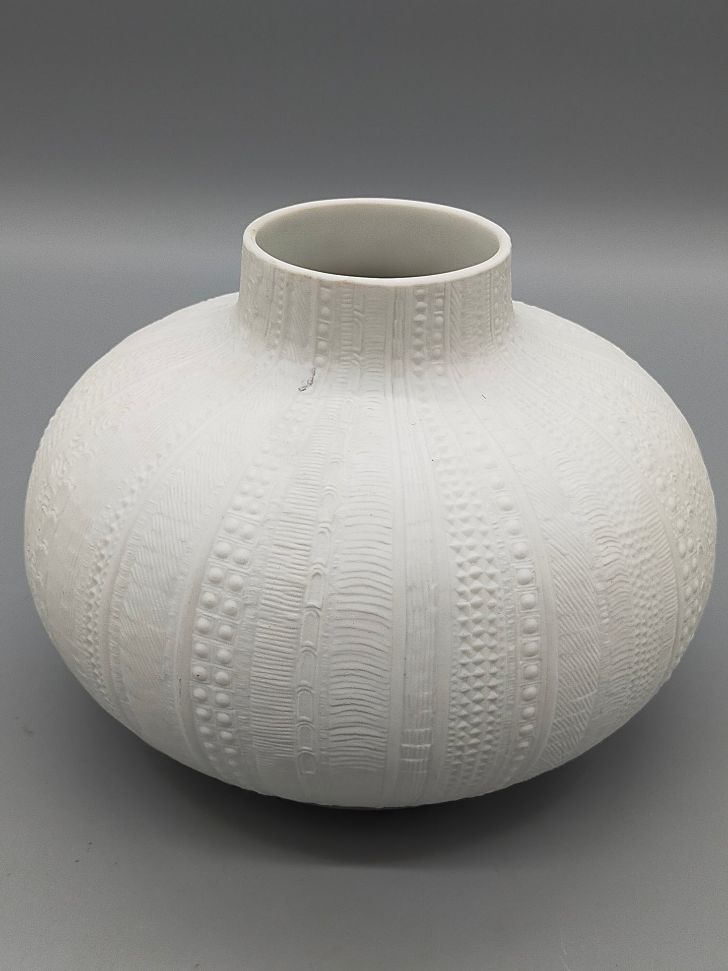 Heinrich Germany Bisquitporzellan Vase – Mid-Century Strukturvase