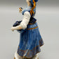 Elegante Thüringen Porzellanfigur – Edle Dame mit Blumenkorb