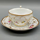 Elegante Nymphenburg Tasse mit Untertasse – Handbemaltes Porzellan