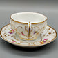 Elegante Nymphenburg Tasse mit Untertasse – Handbemaltes Porzellan