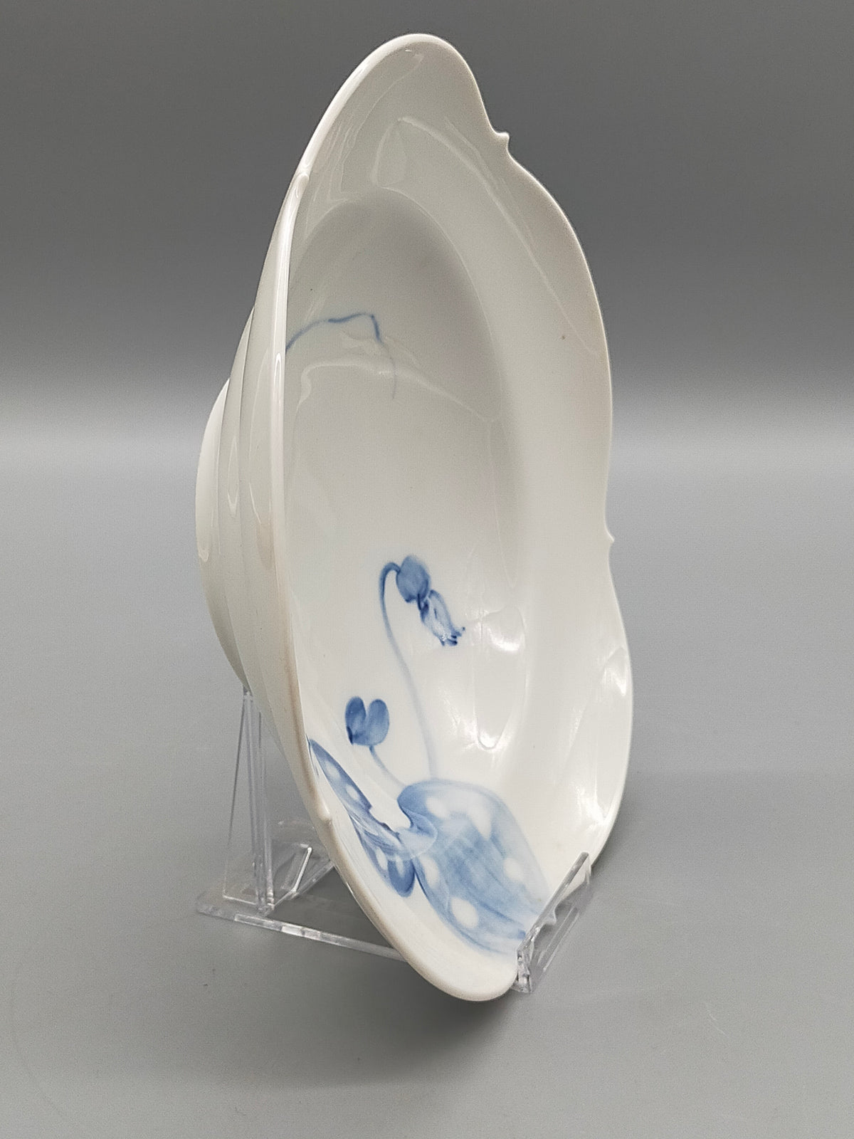 Antike Meissen Porzellanschale – Handbemaltes