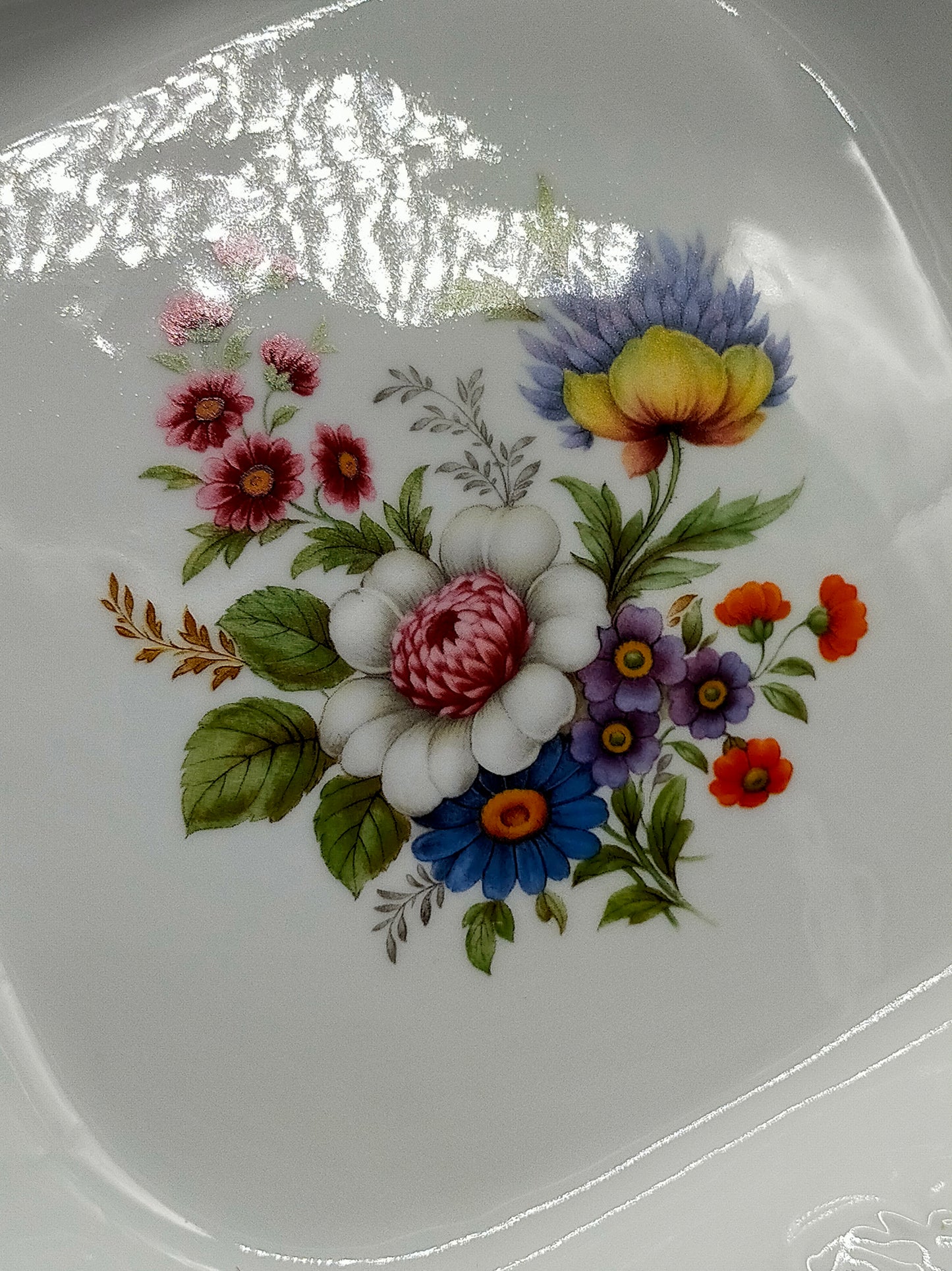 Gerold Porzellan Anrichteschale – Blumenbukett & Goldrand