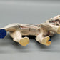 Große Löwenfigur – Handgearbeitete Alabaster-Skulptur