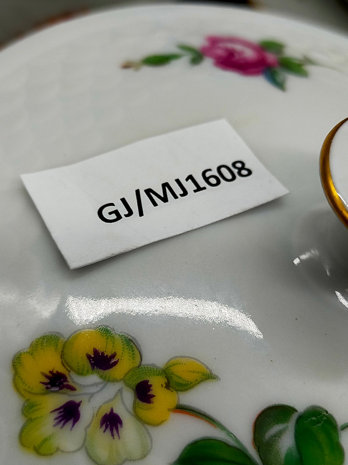 Elegante Bing & Grøndahl Suppentassen – Handbemaltes Porzellan Set