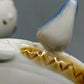 Elegante Porzellanfigur – Handbemalte Aquincum Figur