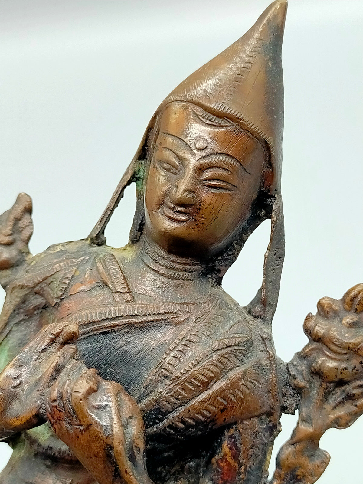 Antike Bronze-Figur – Handgefertigte Asiatische Buddah