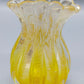 Elegante Murano Glasvase – Gelb Mit Goldflitter Und Wellenrand