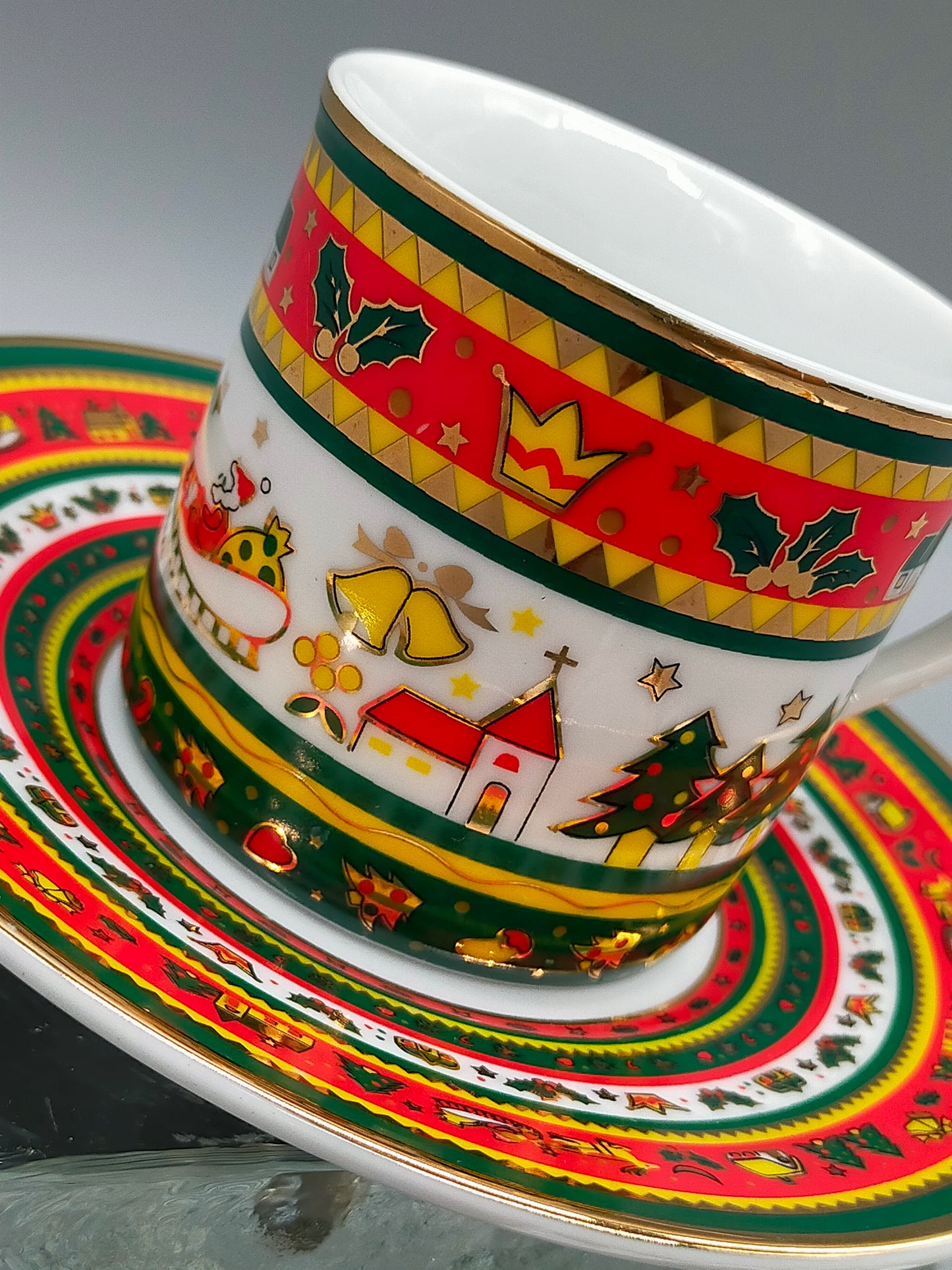 Weihnachtskerzenhalter & Tasse mit Untertasse Hutschenreuther-Ahorn