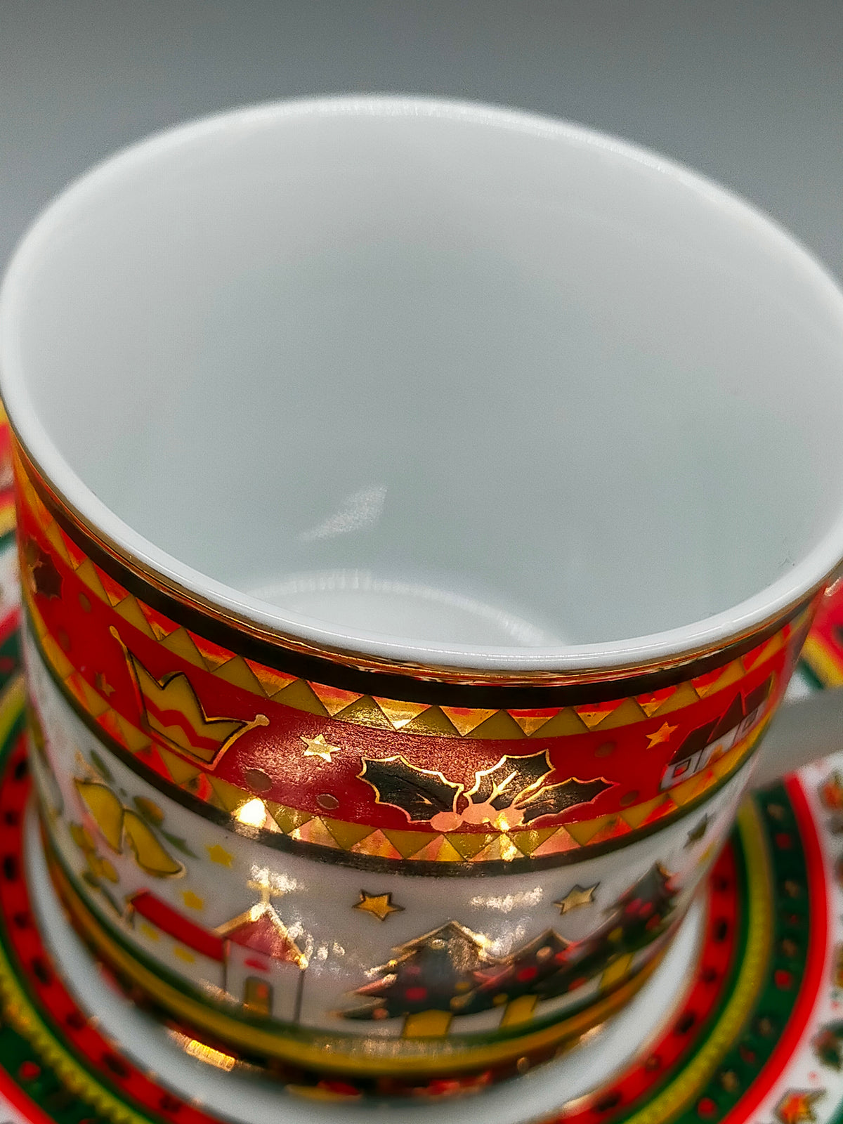 Weihnachtskerzenhalter & Tasse mit Untertasse Hutschenreuther-Ahorn