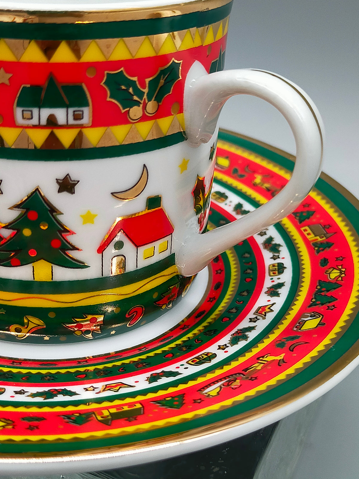 Weihnachtskerzenhalter & Tasse mit Untertasse Hutschenreuther-Ahorn