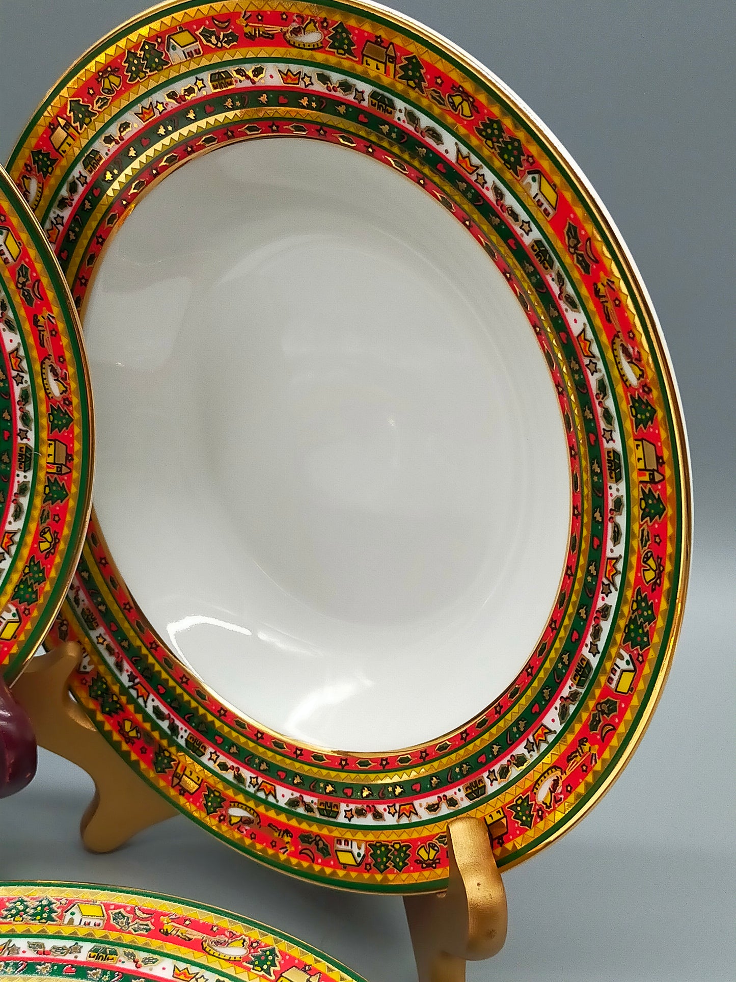 Elegante Ahorn Porzellanschalen – Dekoratives Set
