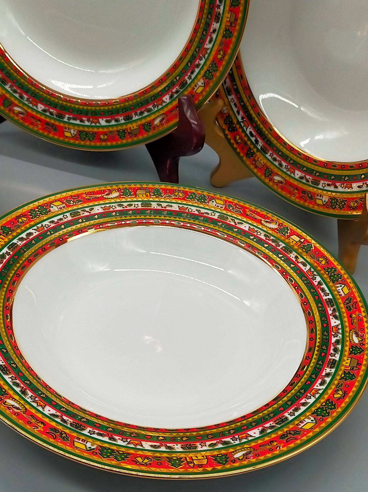 Elegante Ahorn Porzellanschalen – Dekoratives Set