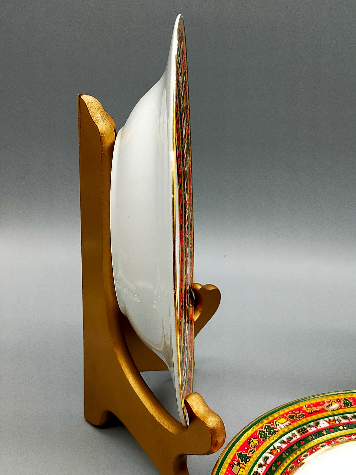 Elegante Ahorn Porzellanschalen – Dekoratives Set