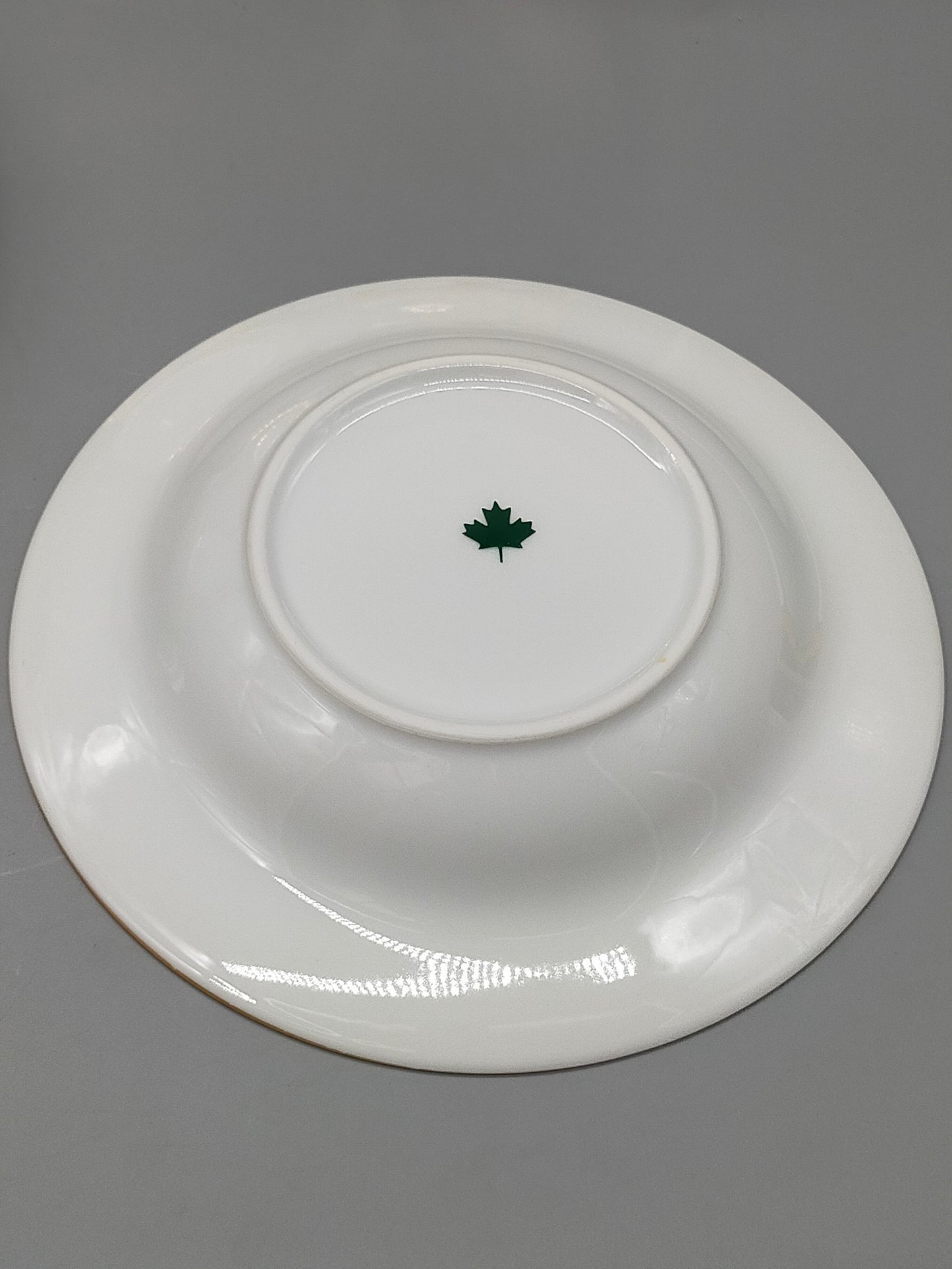 Elegante Ahorn Porzellanschalen – Dekoratives Set