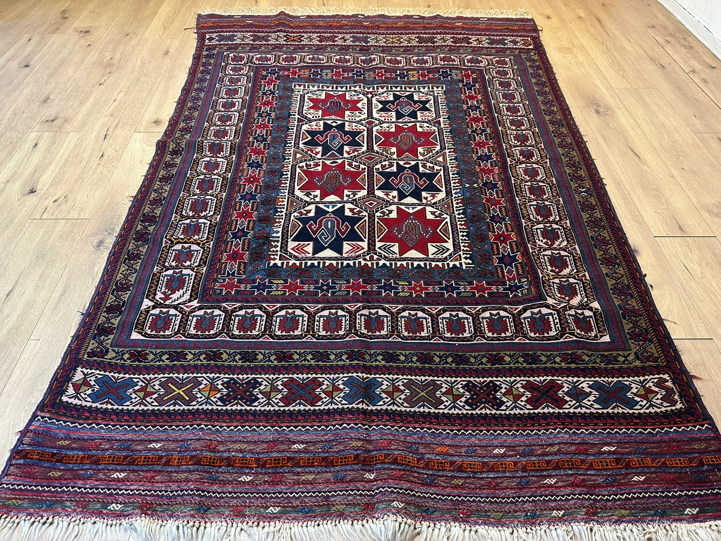 Orientteppich handgeknüpft 248x157 cm antik Kelim Sumach