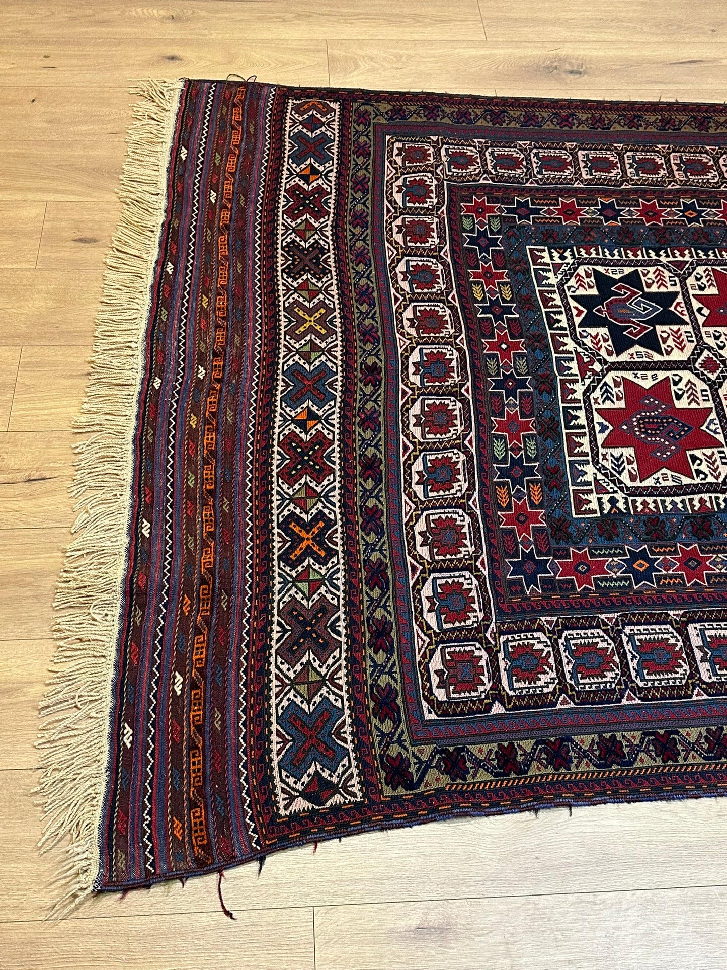 Orientteppich handgeknüpft 248x157 cm antik Kelim Sumach