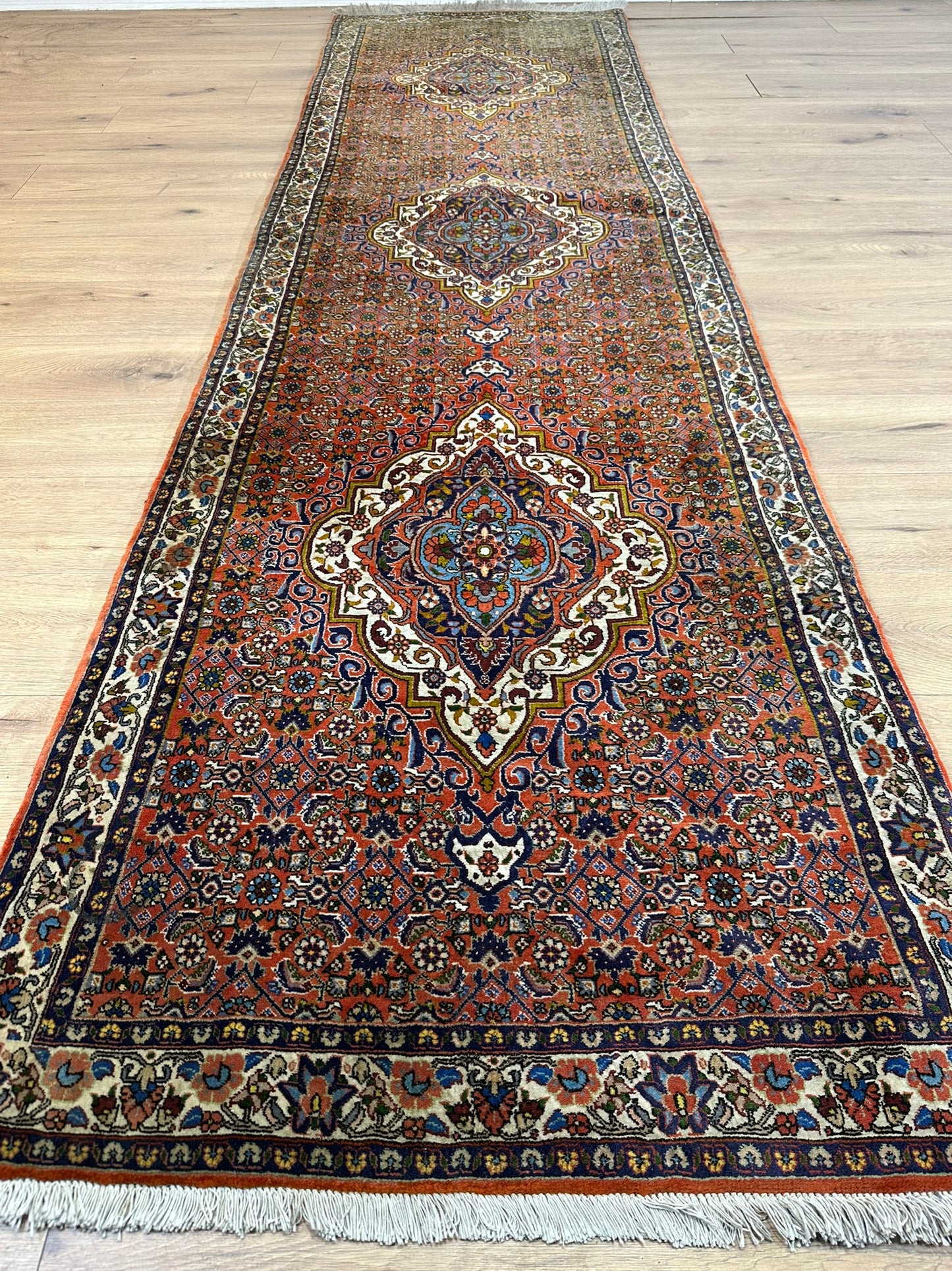 Orientteppich handgeknüpft Bidjar Läufer 320x90 cm