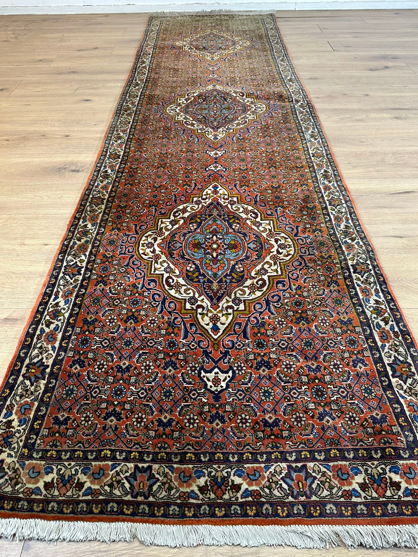 Orientteppich handgeknüpft Bidjar Läufer 320x90 cm