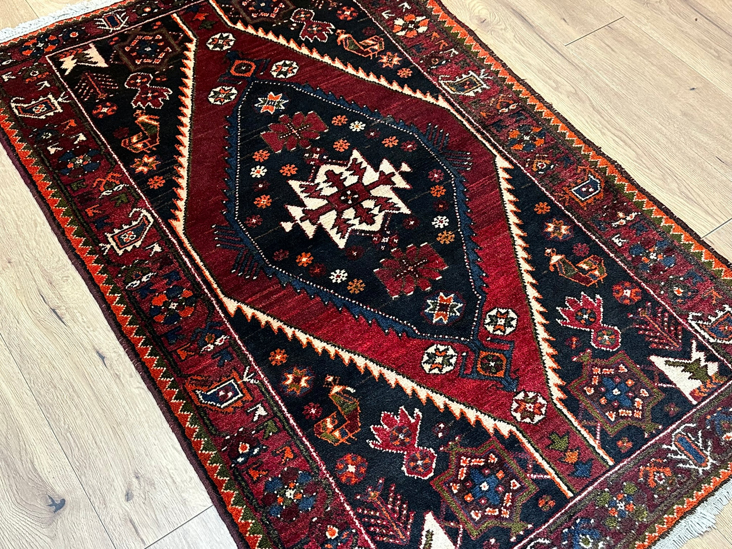Orientteppich handgeknüpft Hamadan 160x100 cm