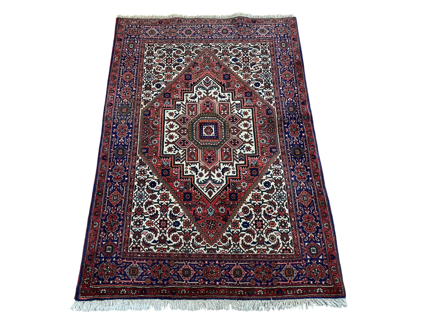 Orientteppich handgeknüpft Bidjar 155x100 cm