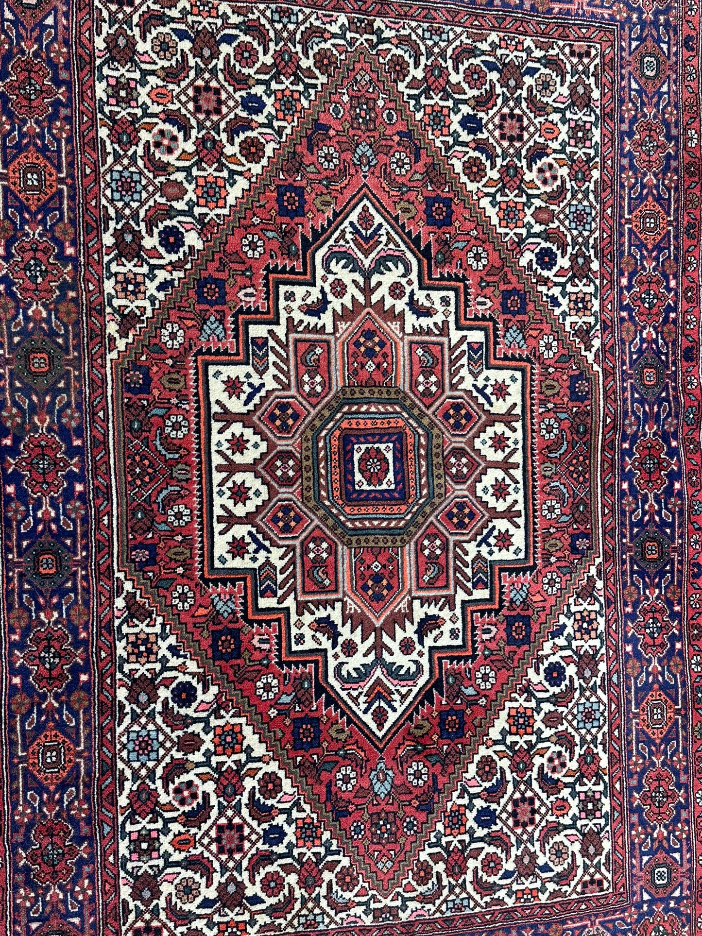 Orientteppich handgeknüpft Bidjar 155x100 cm