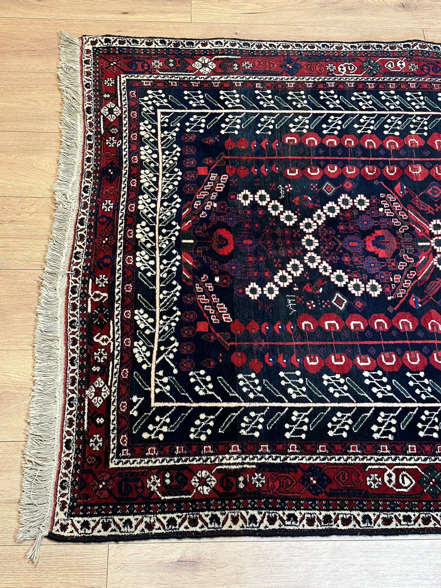 Orientteppich handgeknüpft 186 x 126 cm Presen Afschan ANTIK