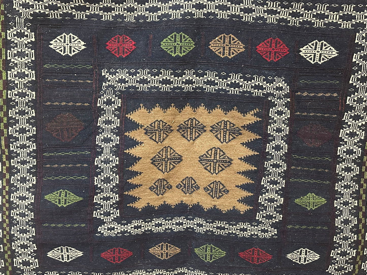 Orientteppich handgeknüpft 130 x 125 cm Behtsch Wolle