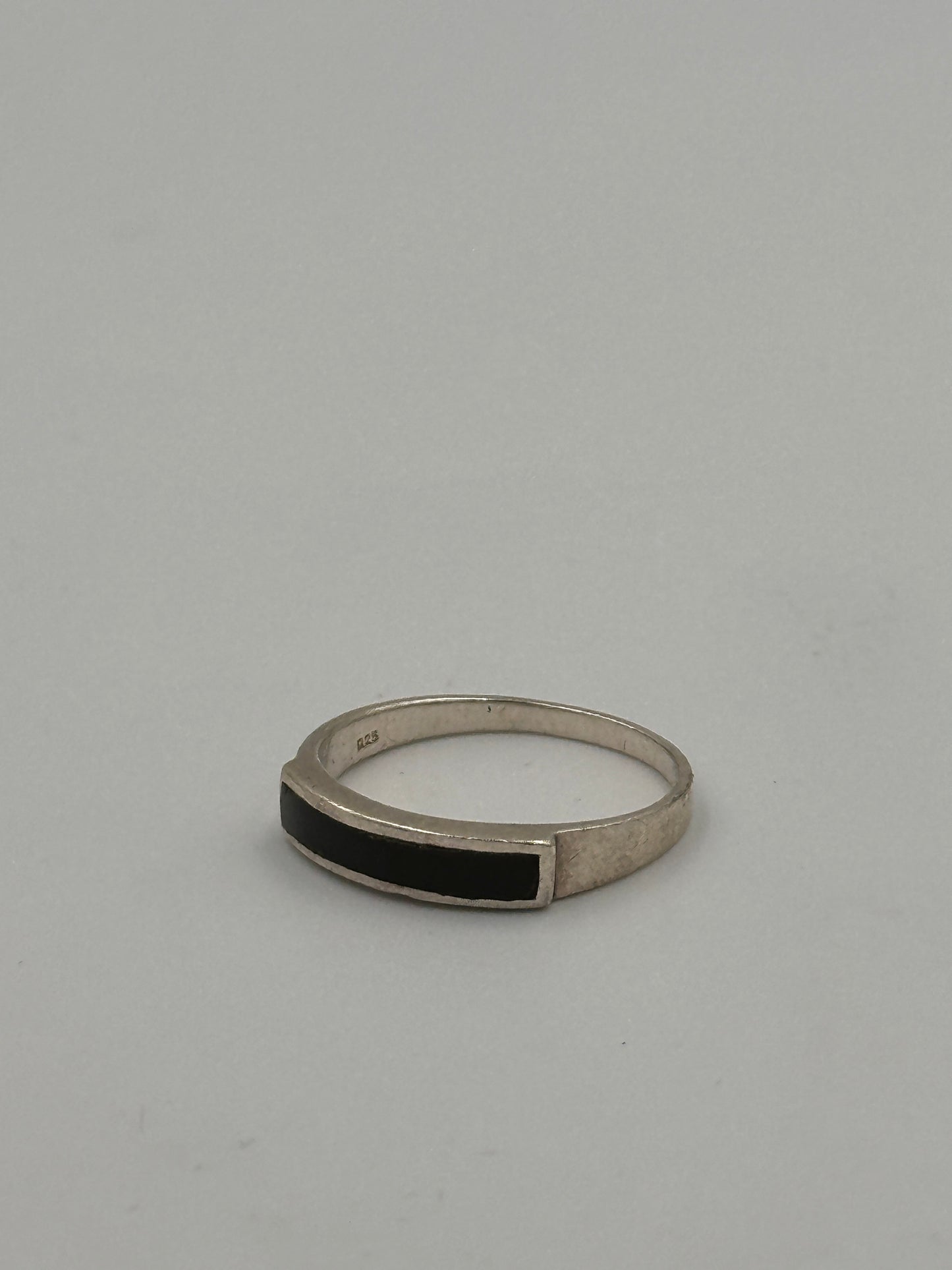 Eleganter 925 Silber Ring mit Onyx Stein  Ringgröße: 55