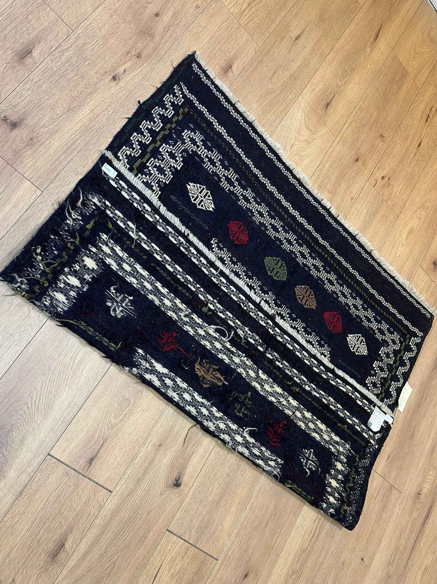 Orientteppich handgeknüpft 130 x 125 cm Behtsch Wolle