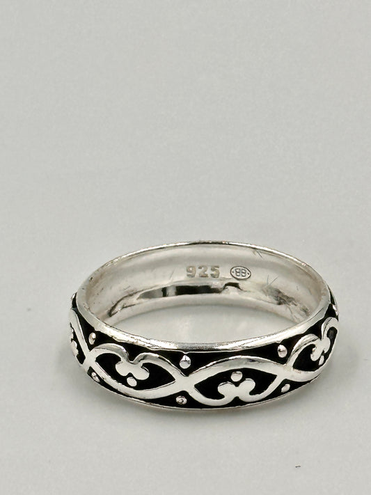 Vintage Silber 925 Ring mit schwarzen Akzenten