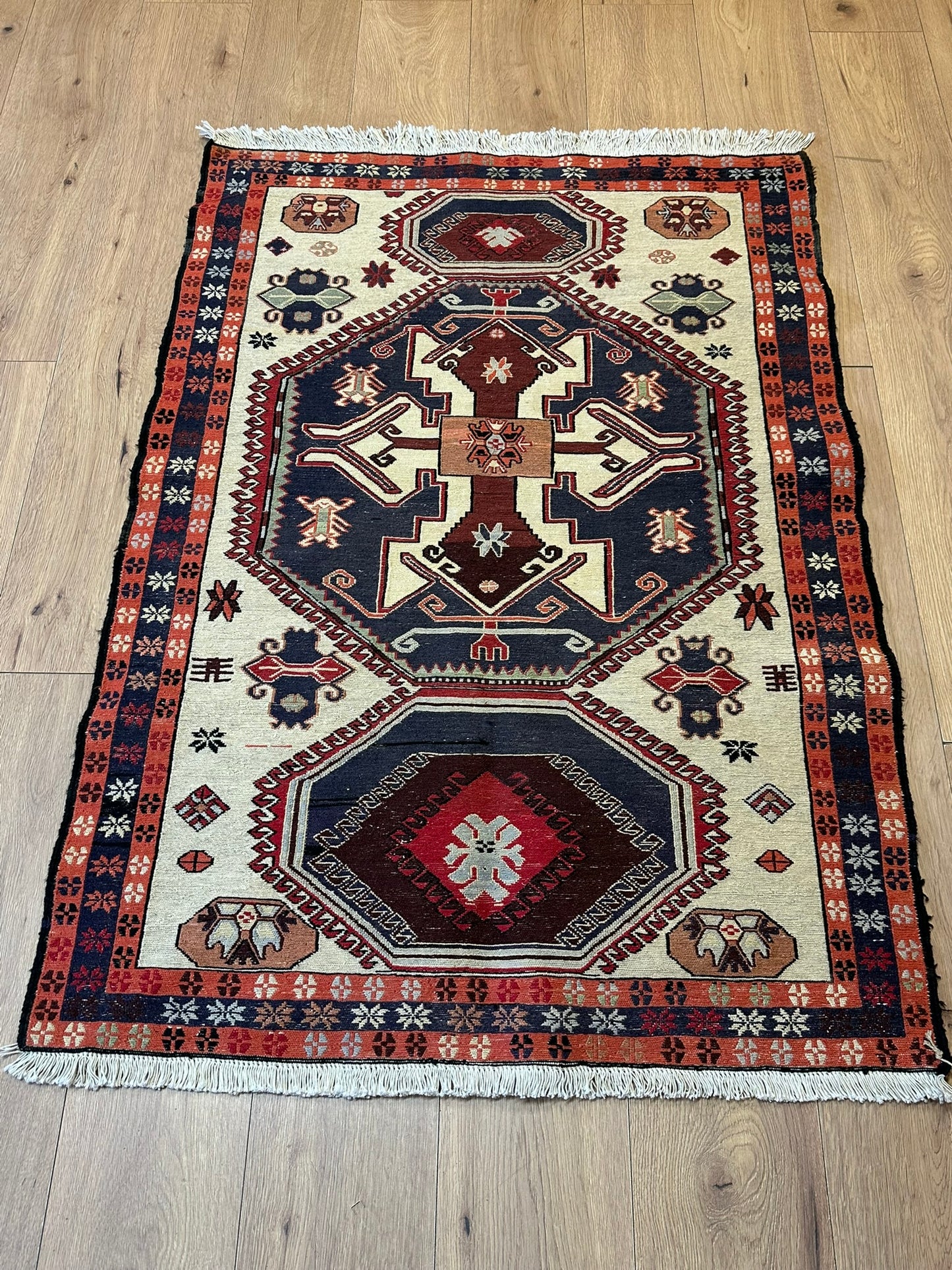 Orientteppich handgeknüpft 135 x 97 cm Kelim Sumack