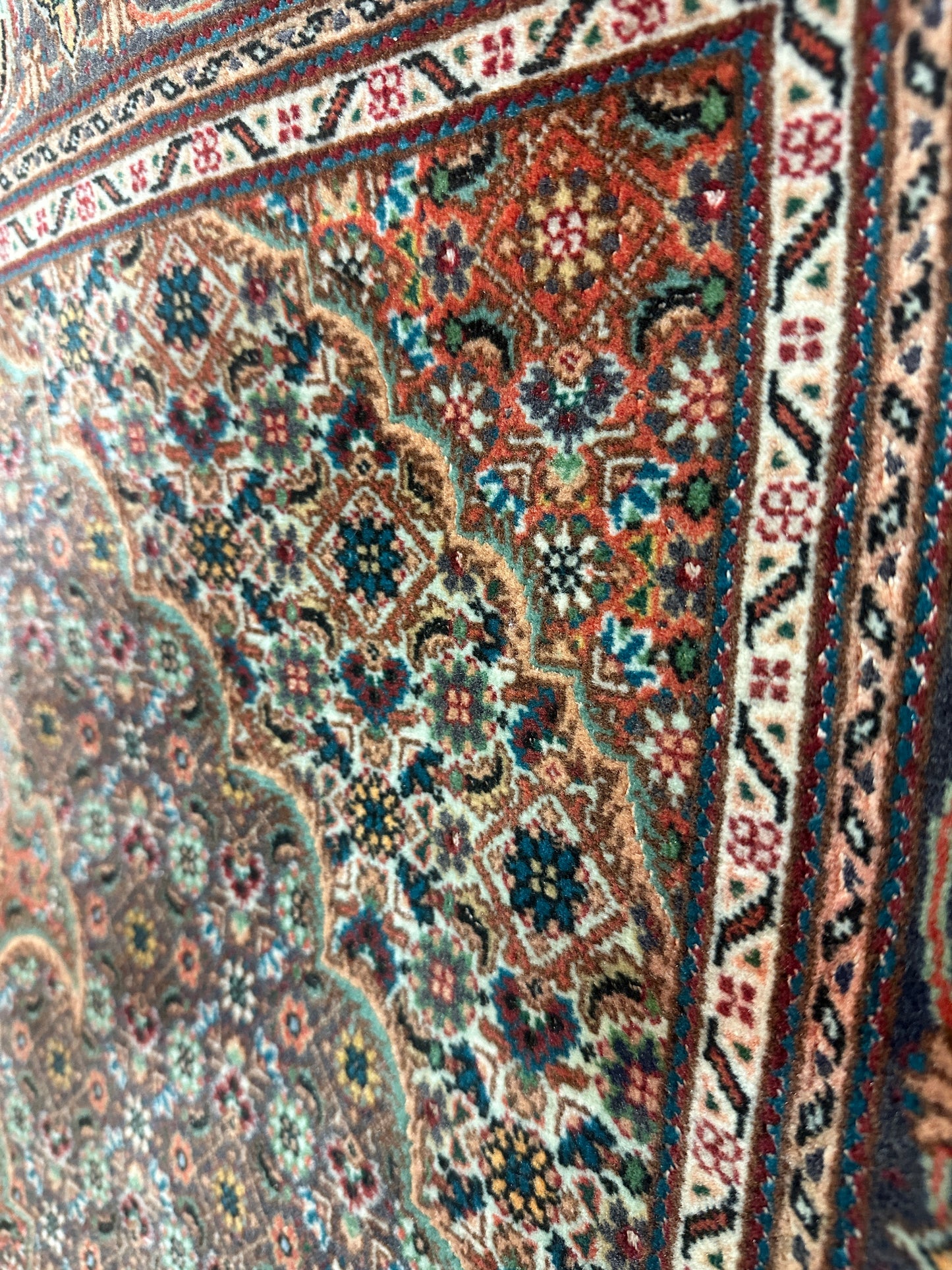 Handgeknüpfter Perser Orientteppich - Täbris 50er Raj Mahi Muster 155x100 cm