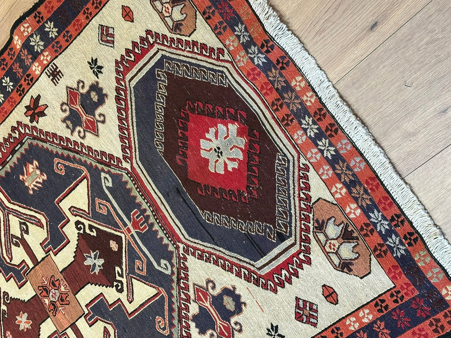 Orientteppich handgeknüpft 135 x 97 cm Kelim Sumack