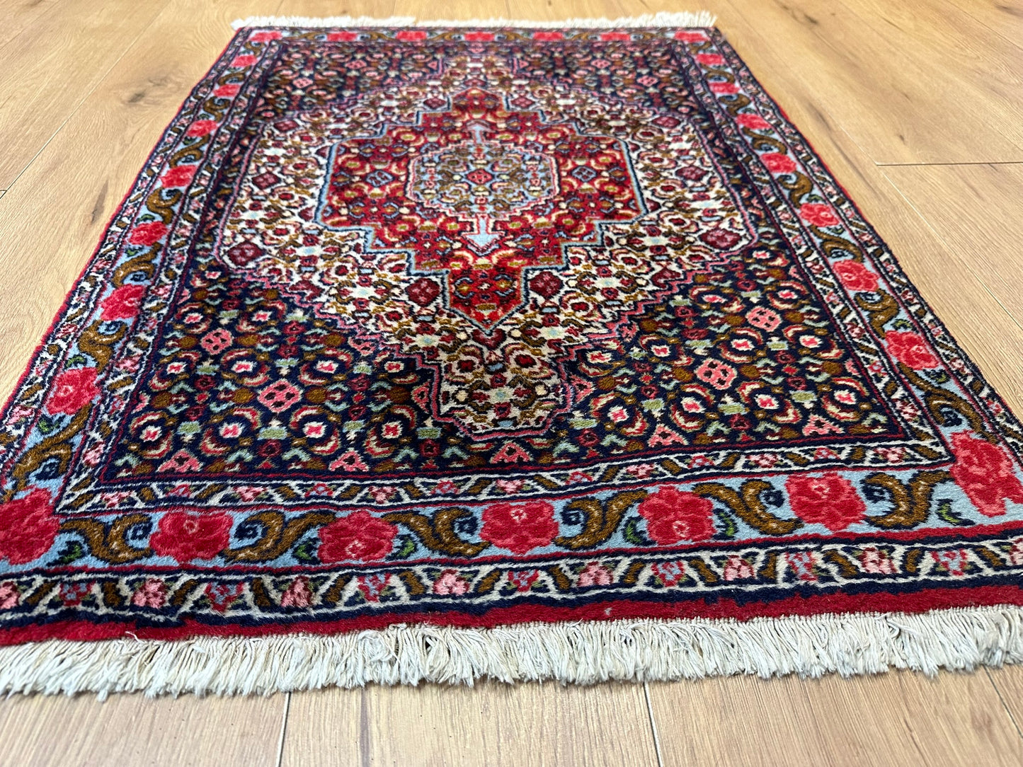 Orientteppich handgeknüpft Bidjar Senneh 102x75 cm