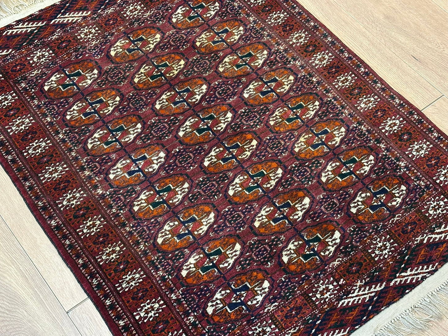 Orientteppich handgeknüpft ANTIK 106x83 cm Joumut Buchara