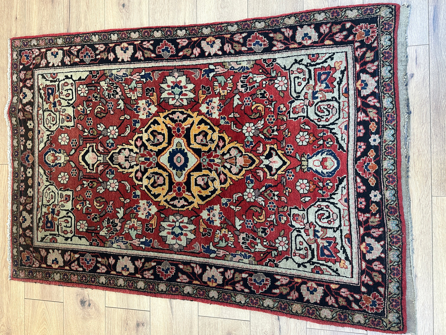 Handgeknüpfter Perser Orientteppich Sarough Medallion - 155x100 cm