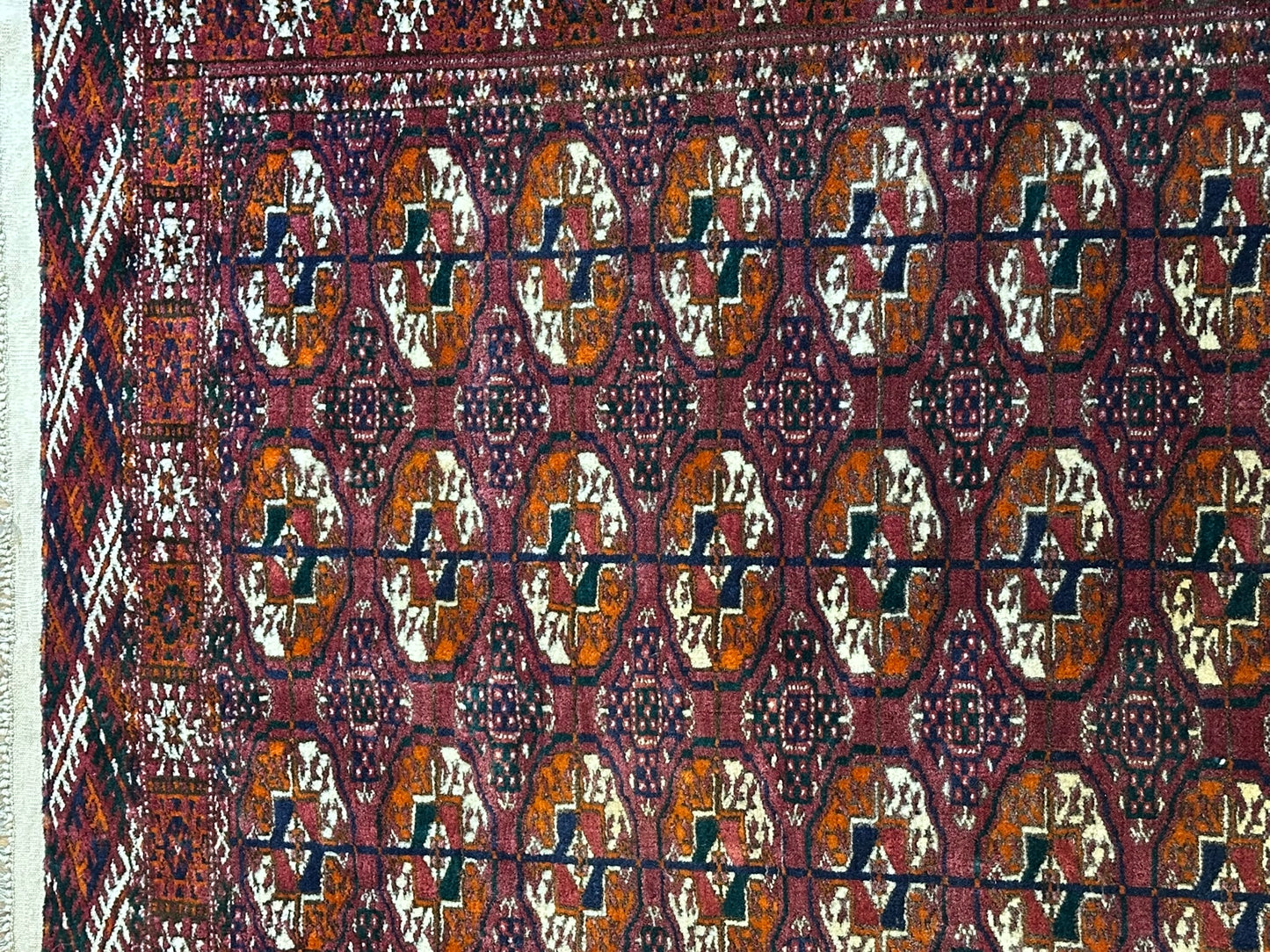 Orientteppich handgeknüpft ANTIK 106x83 cm Joumut Buchara