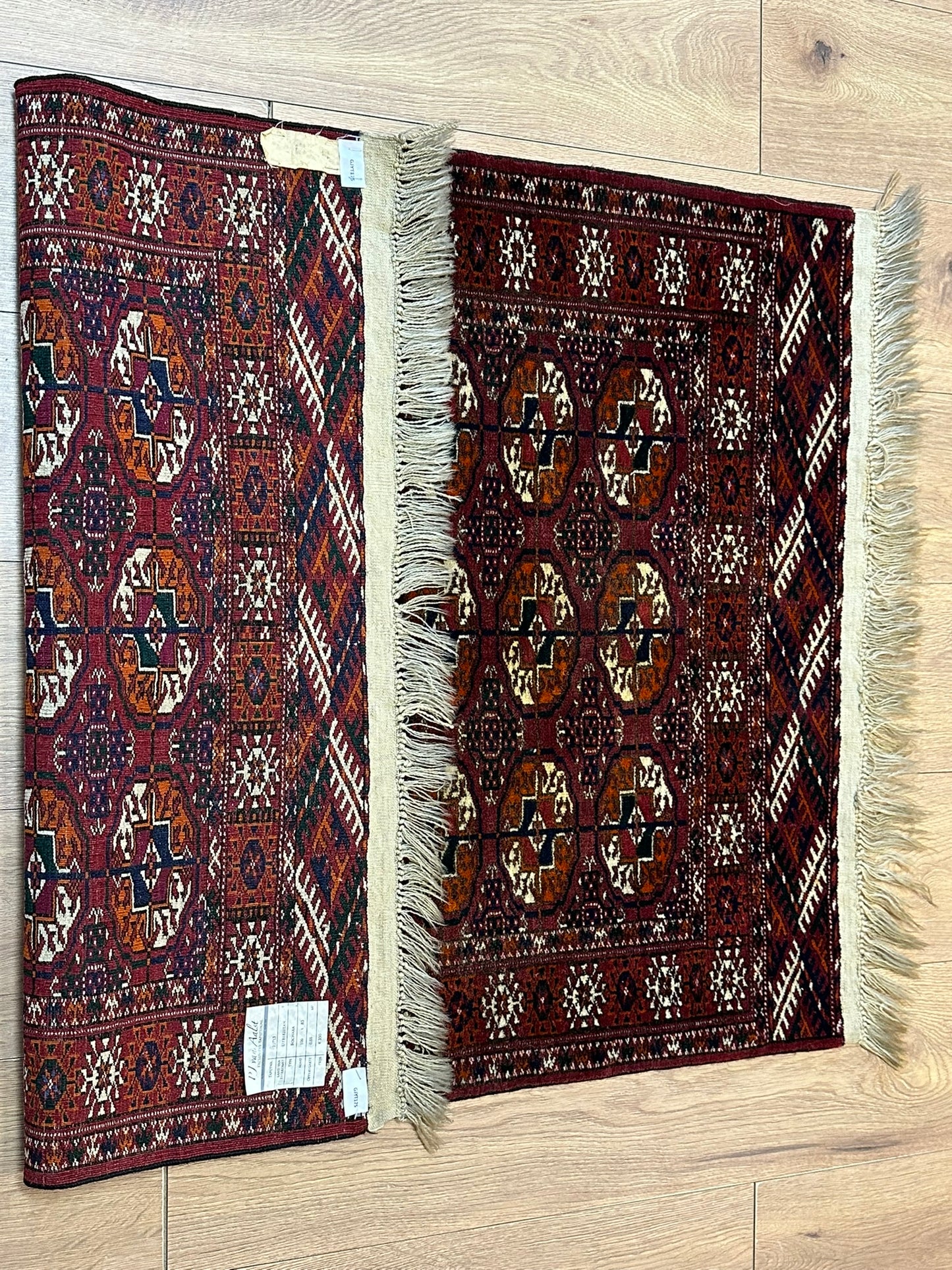 Orientteppich handgeknüpft ANTIK 106x83 cm Joumut Buchara
