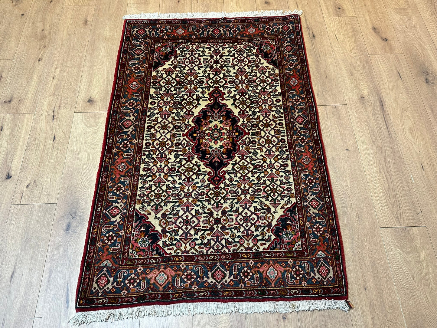 Orientteppich handgeknüpft 157x104 cm Bidjar Schurwolle