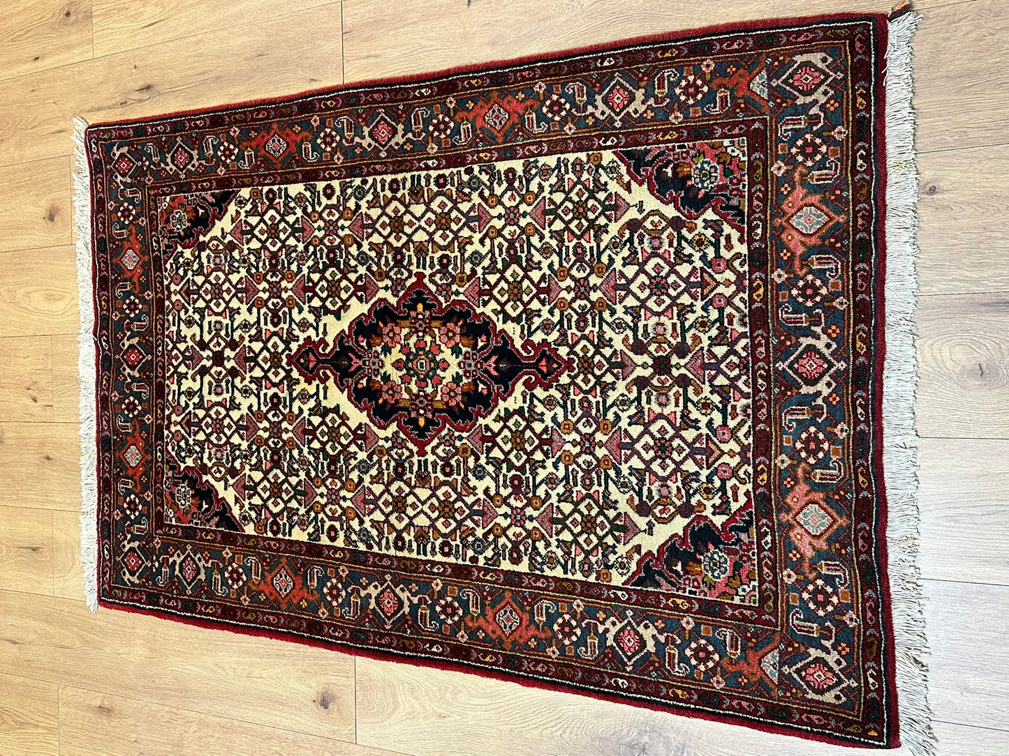 Orientteppich handgeknüpft 157x104 cm Bidjar Schurwolle