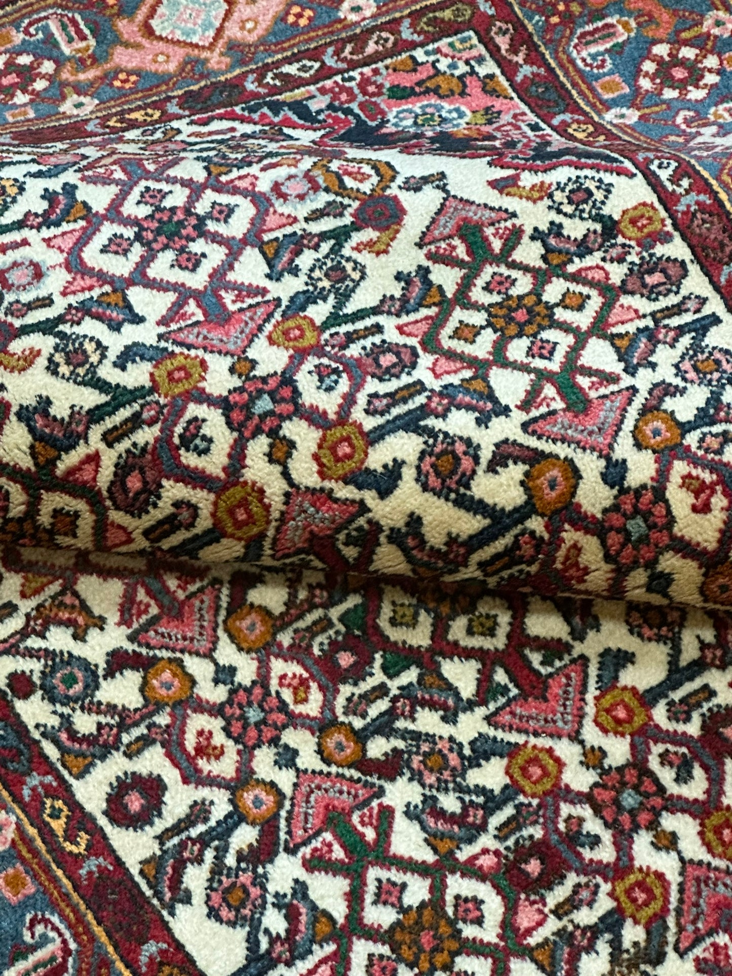 Orientteppich handgeknüpft 157x104 cm Bidjar Schurwolle