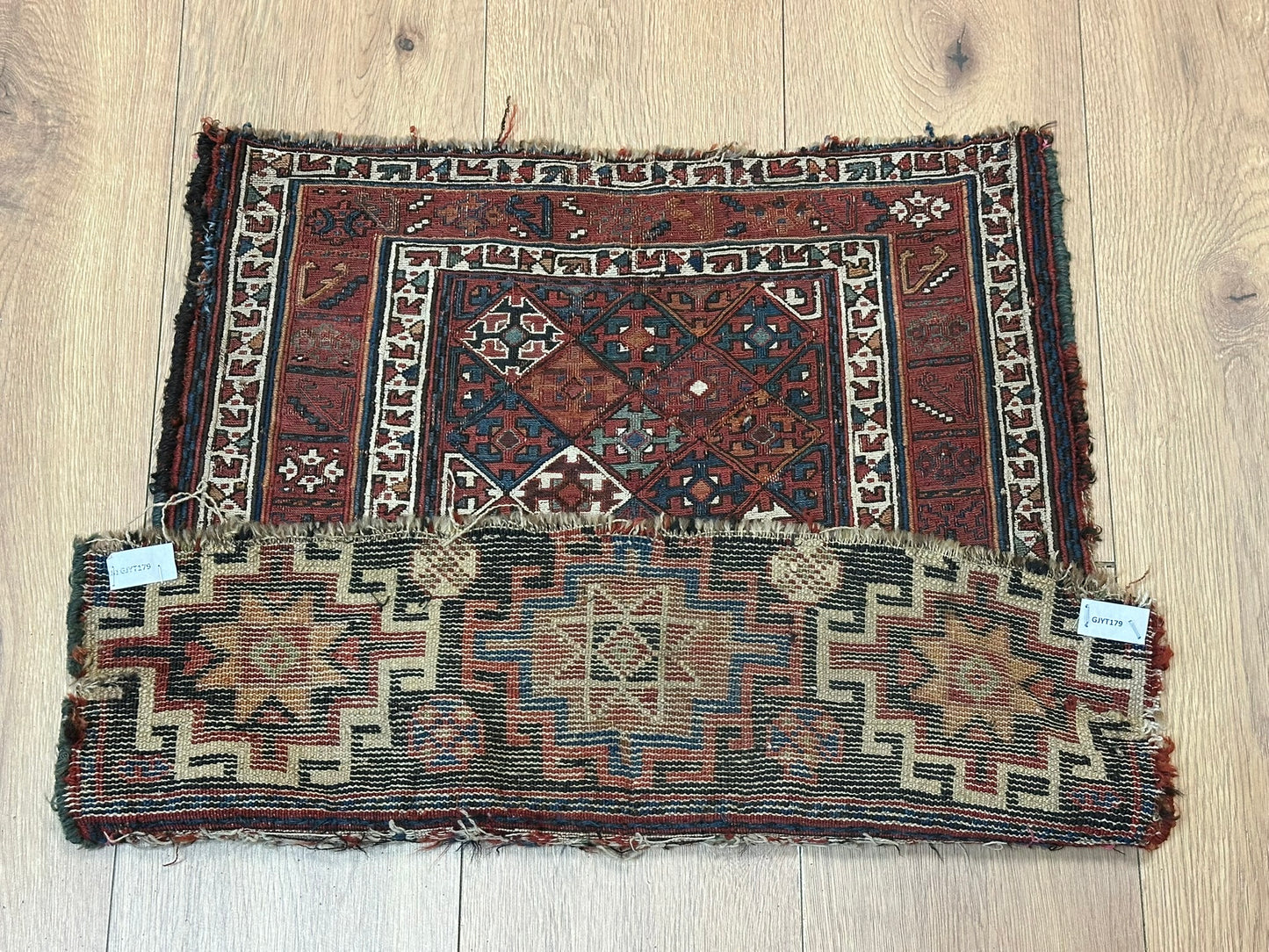 Orientteppich handgeknüpft 63x56 cm Sumack Kazak Antik
