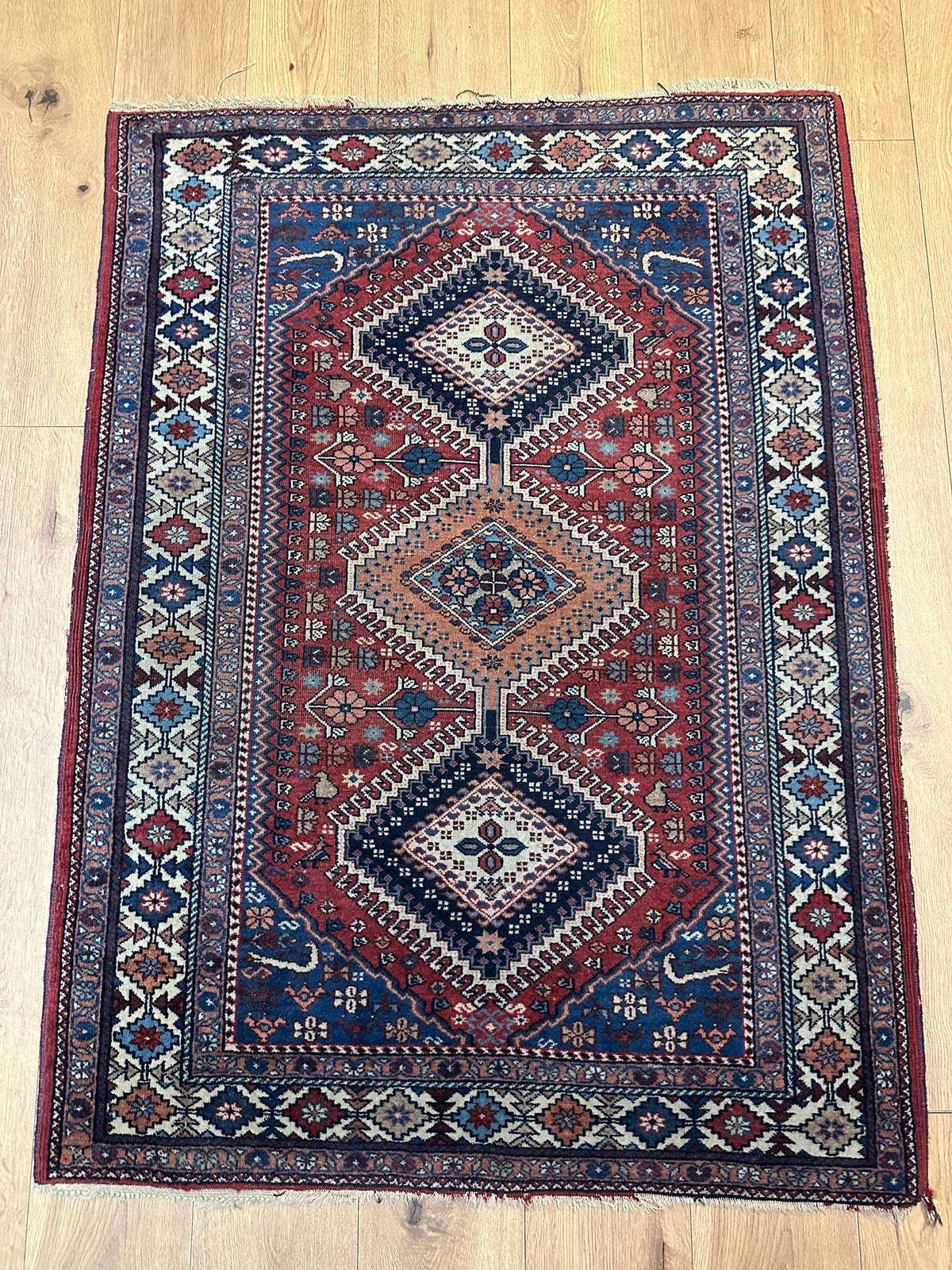 Handgeknüpfter Shiraz Orientteppich 146x107 cm