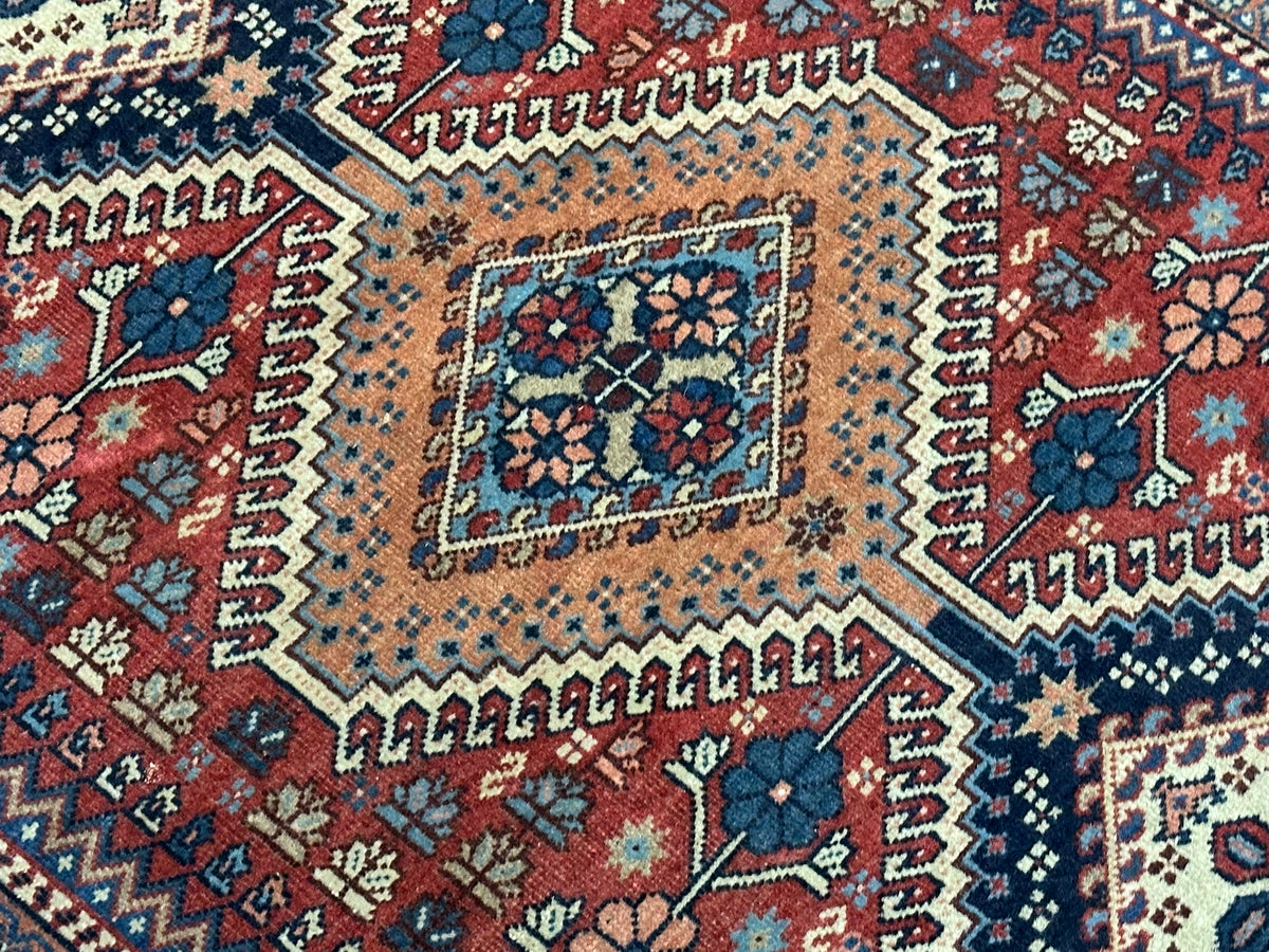 Handgeknüpfter Shiraz Orientteppich 146x107 cm