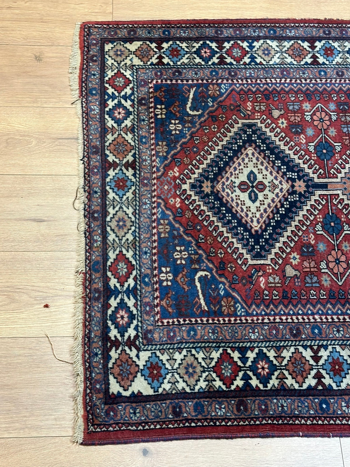 Handgeknüpfter Shiraz Orientteppich 146x107 cm