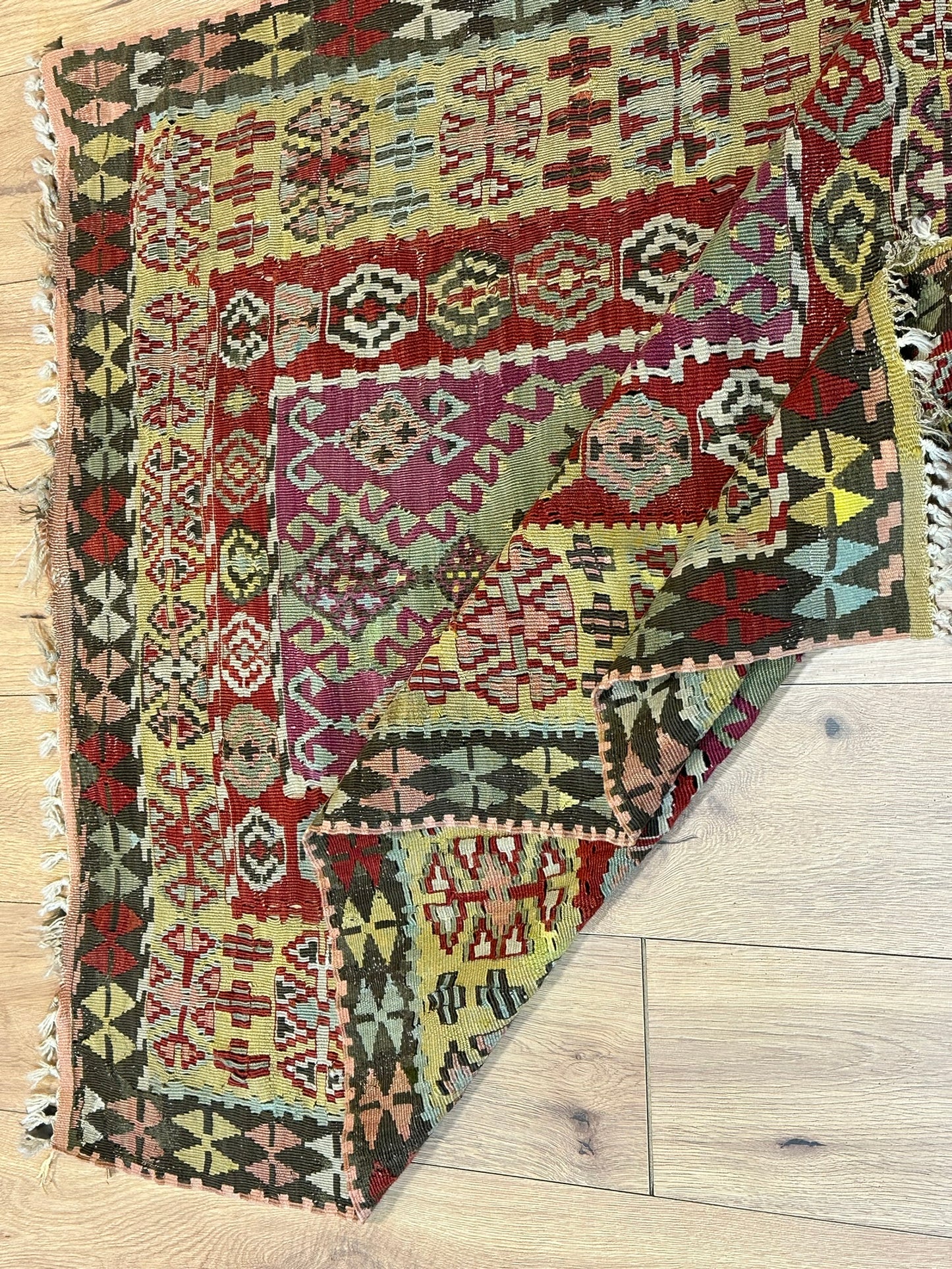Orientteppich handgeknüpft 133x103 cm ANTIK Kilim Anatolien